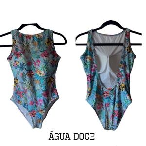 AGUA DOCE One Piece High Neck Low Back High Cut Swimsuit Tropical Medium Brazil